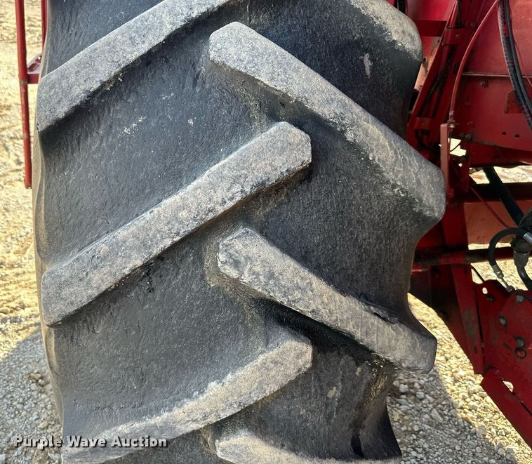 image for item DR2585 1981 Case IH 1440 Axial-Flow RWA combine