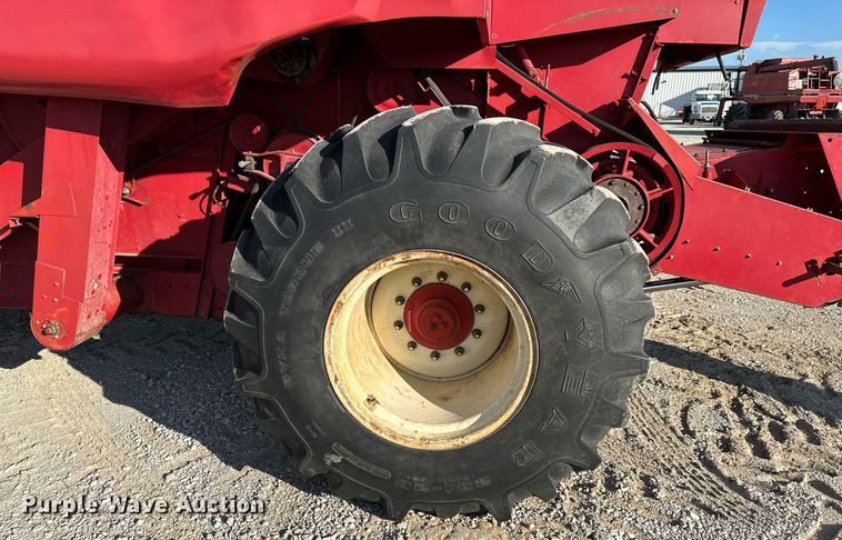 image for item DR2585 1981 Case IH 1440 Axial-Flow RWA combine