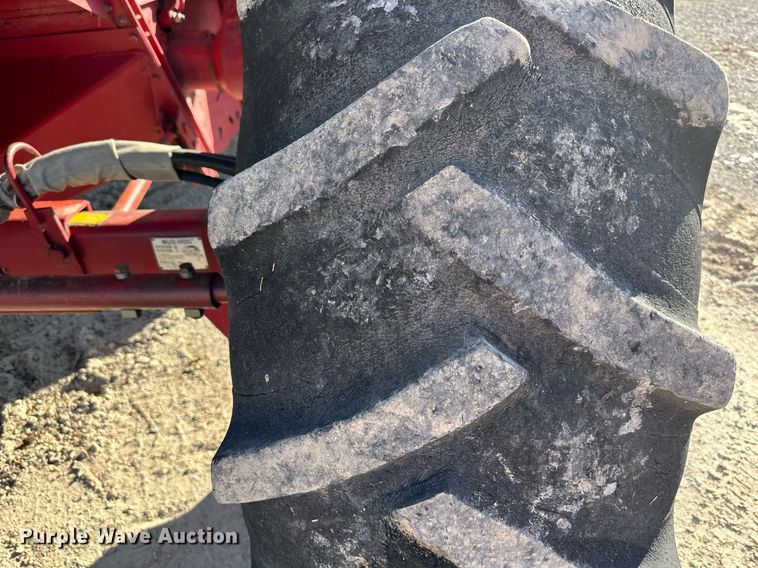 image for item DR2585 1981 Case IH 1440 Axial-Flow RWA combine