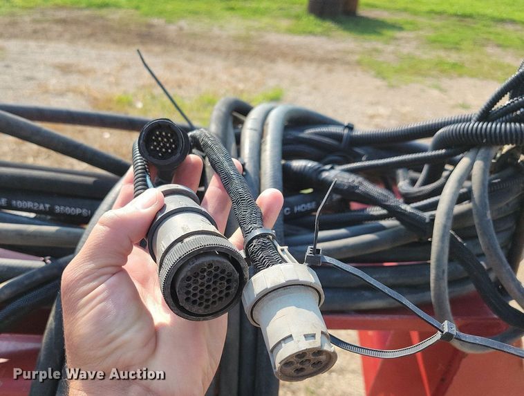 image for item DR4442 1996 AGCO White 6180 planter