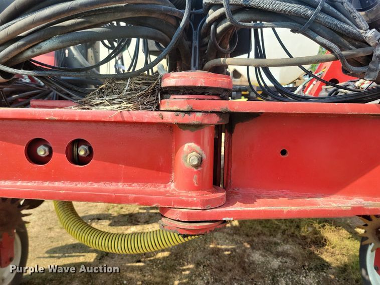 image for item DR4442 1996 AGCO White 6180 planter