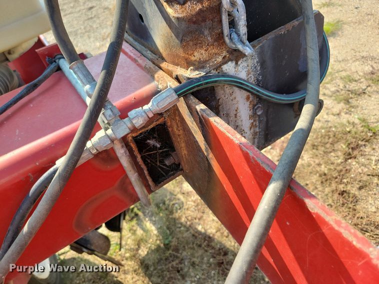 image for item DR4442 1996 AGCO White 6180 planter