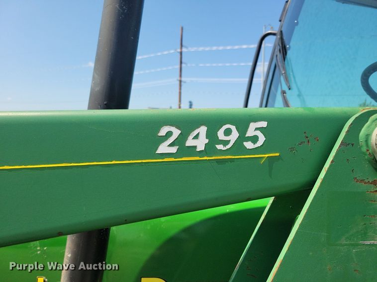 image for item DR4446 2003 John Deere 5520 MFWD tractor