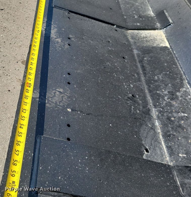 image for item DR4446 2003 John Deere 5520 MFWD tractor