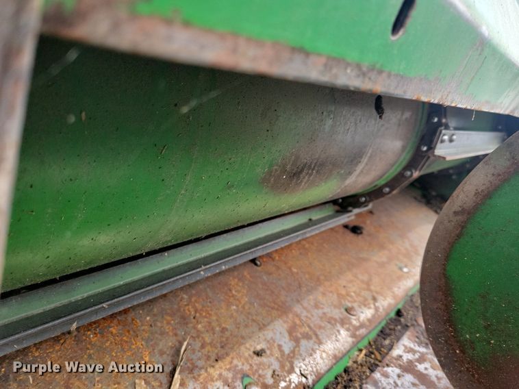 image for item DR4469 1996 John Deere 9500 combine