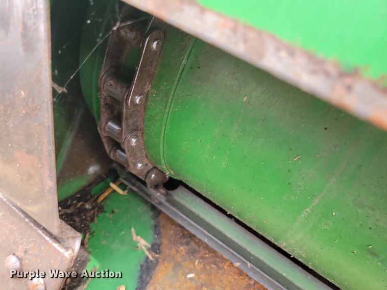 image for item DR4469 1996 John Deere 9500 combine