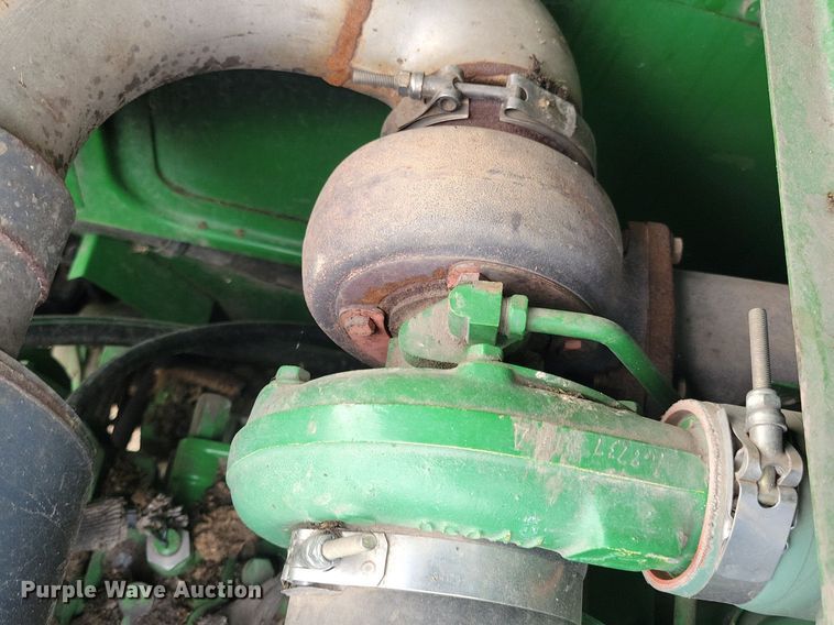 image for item DR4469 1996 John Deere 9500 combine