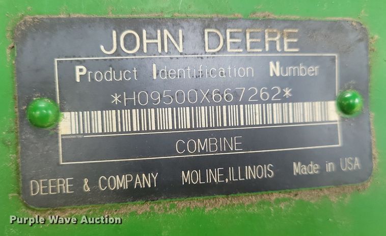 image for item DR4469 1996 John Deere 9500 combine