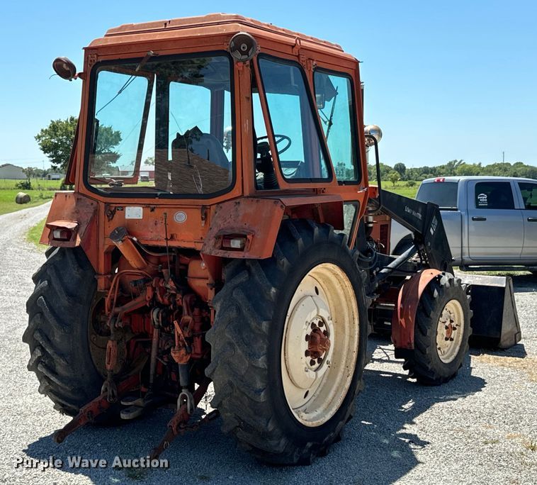 image for item DX1076 1989 Belarus 822 MFWD tractor