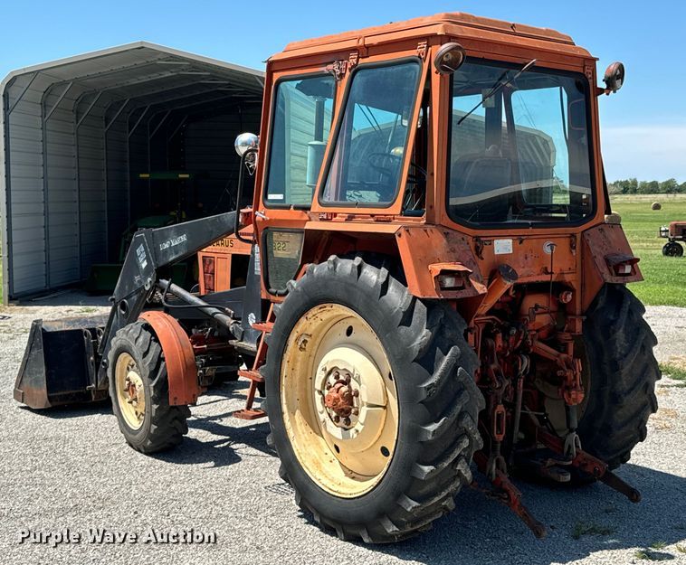 image for item DX1076 1989 Belarus 822 MFWD tractor