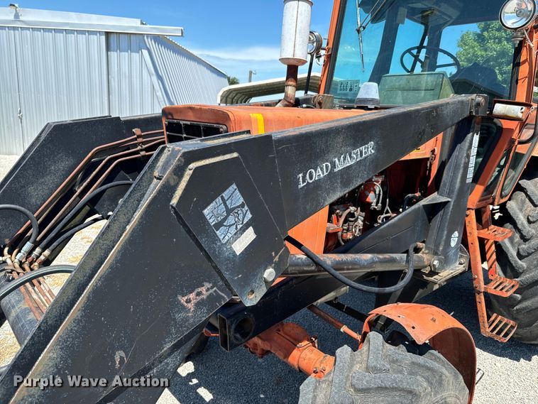 image for item DX1076 1989 Belarus 822 MFWD tractor