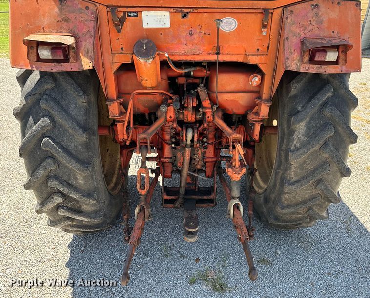 image for item DX1076 1989 Belarus 822 MFWD tractor