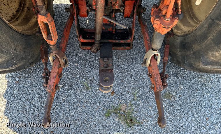 image for item DX1076 1989 Belarus 822 MFWD tractor