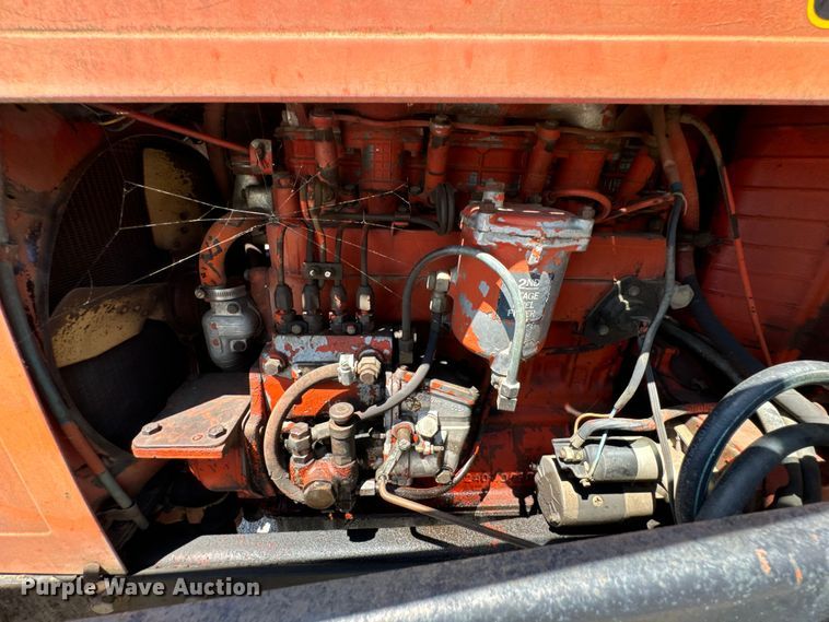 image for item DX1076 1989 Belarus 822 MFWD tractor