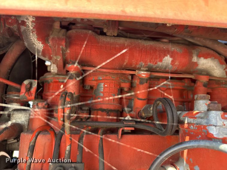 image for item DX1076 1989 Belarus 822 MFWD tractor