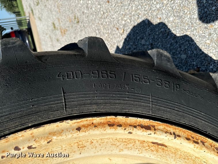 image for item DX1076 1989 Belarus 822 MFWD tractor