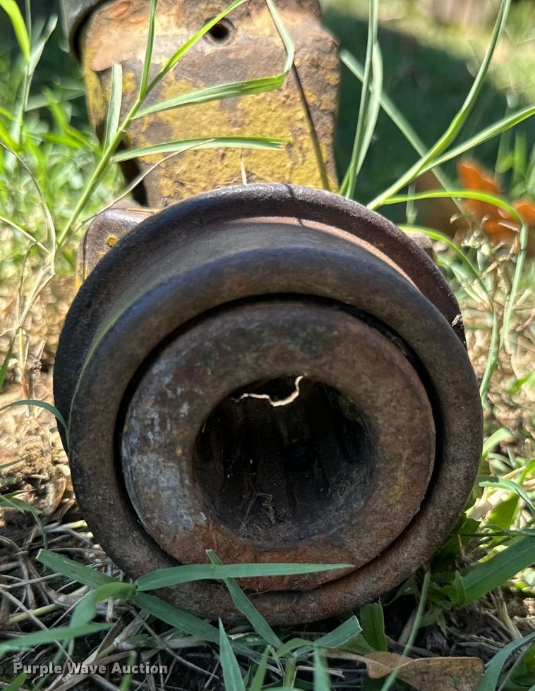 image for item DX1078 1988 John Deere 1460 windrower