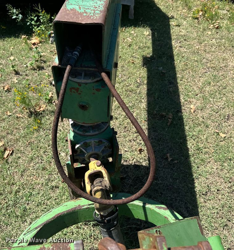 image for item DX1078 1988 John Deere 1460 windrower