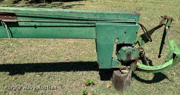 image for item DX1078 1988 John Deere 1460 windrower