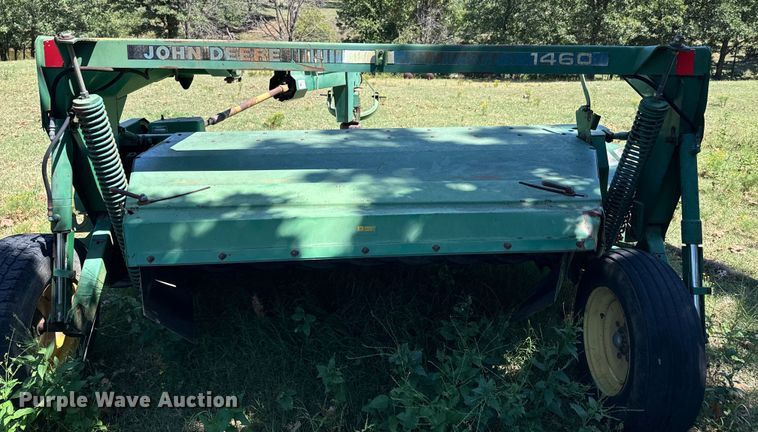 image for item DX1078 1988 John Deere 1460 windrower