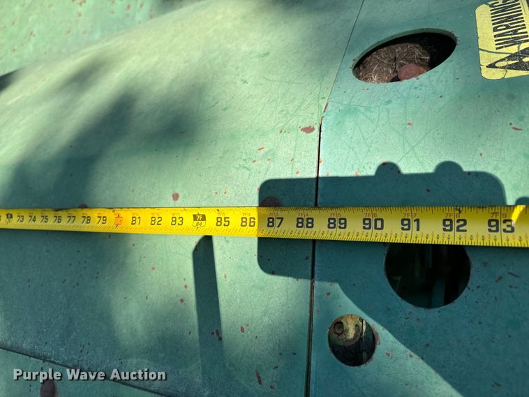 image for item DX1078 1988 John Deere 1460 windrower