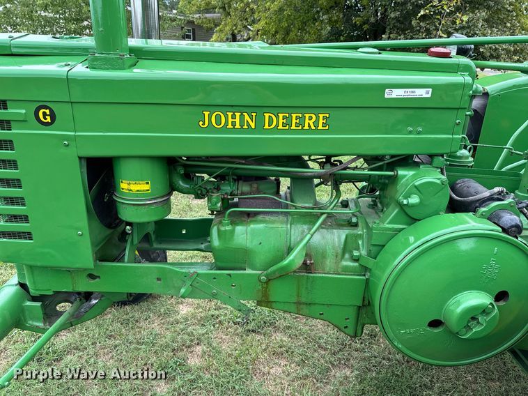 image for item DX1085 1948 John Deere G tractor