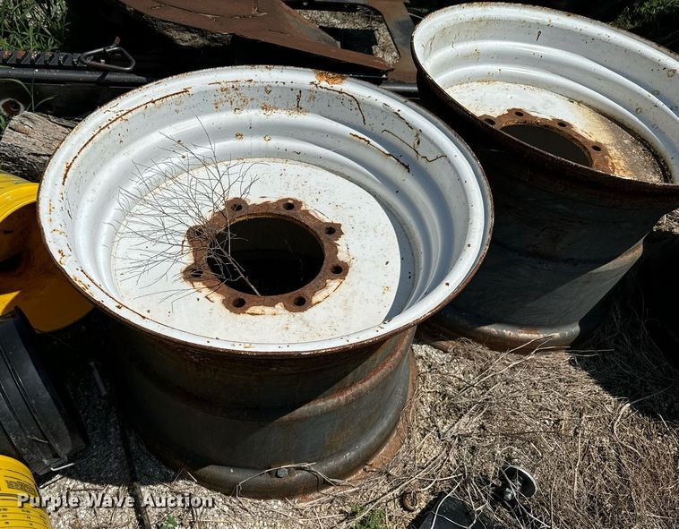 image for item DX1109 (4) Titan 23.1-26 floatation tires and wheels