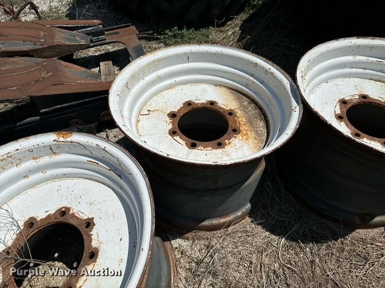 image for item DX1109 (4) Titan 23.1-26 floatation tires and wheels