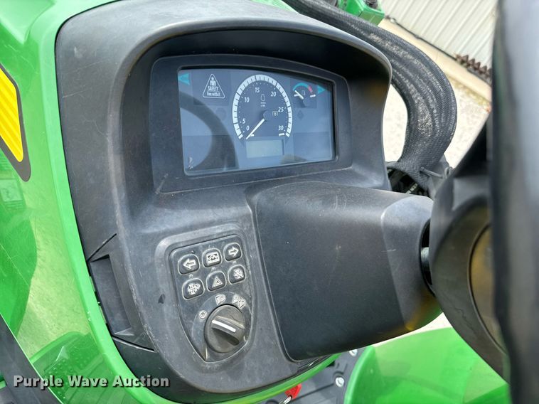 image for item DX1114 2018 John Deere 4044M MFWD tractor