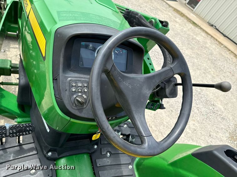image for item DX1114 2018 John Deere 4044M MFWD tractor