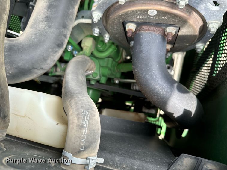 image for item DX1114 2018 John Deere 4044M MFWD tractor