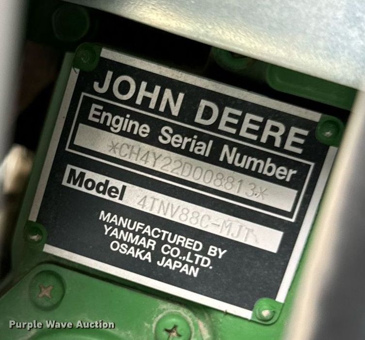 image for item DX1114 2018 John Deere 4044M MFWD tractor