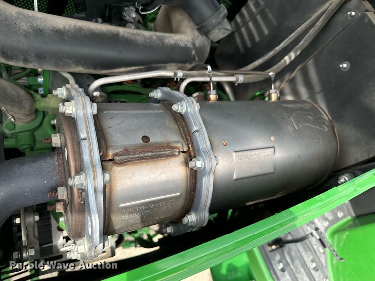 image for item DX1114 2018 John Deere 4044M MFWD tractor