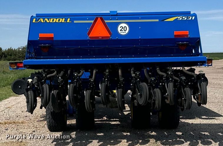 image for item DX3572 2021 Landoll 5531 no-till grain drill