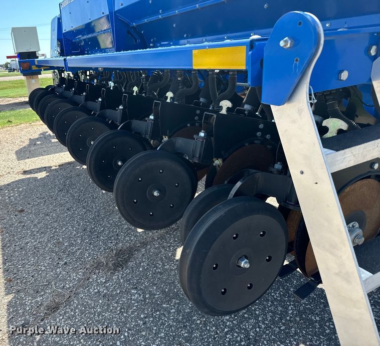 image for item DX3572 2021 Landoll 5531 no-till grain drill