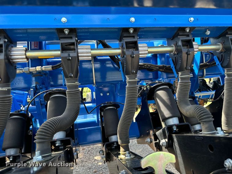 image for item DX3572 2021 Landoll 5531 no-till grain drill