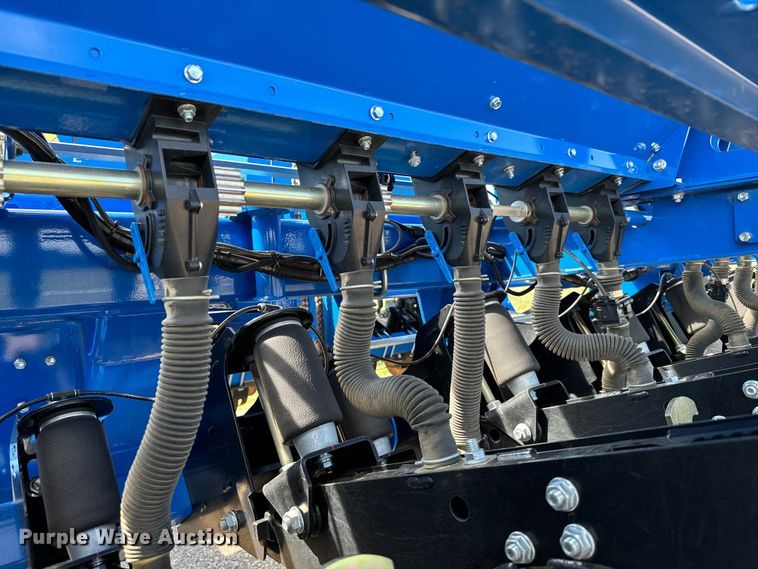 image for item DX3572 2021 Landoll 5531 no-till grain drill