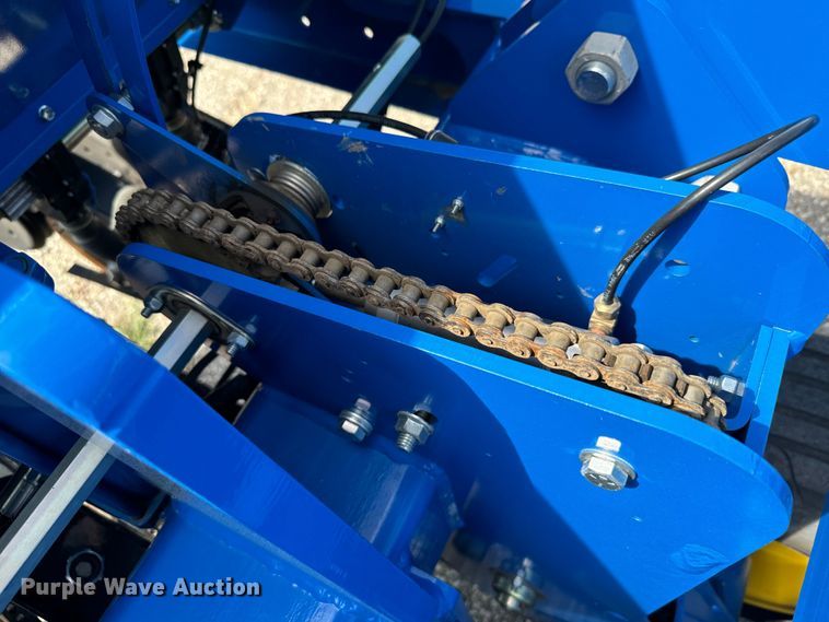 image for item DX3572 2021 Landoll 5531 no-till grain drill