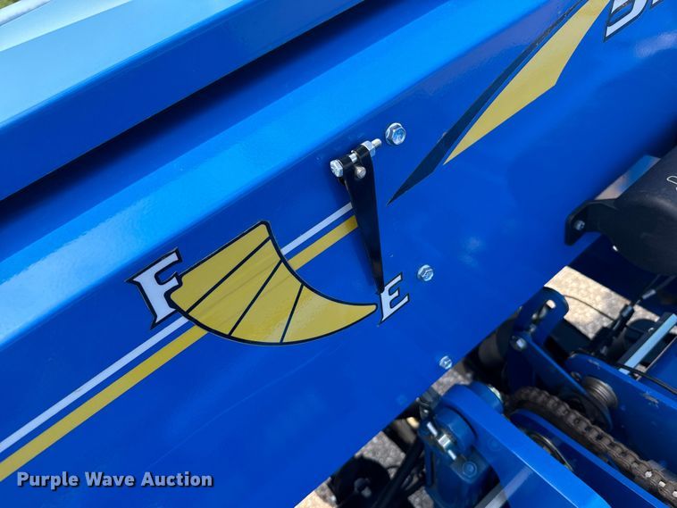 image for item DX3572 2021 Landoll 5531 no-till grain drill