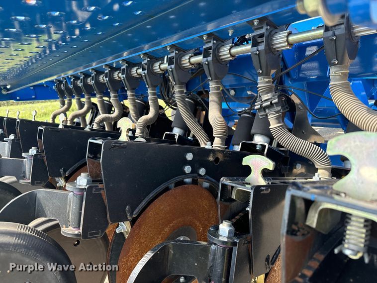 image for item DX3572 2021 Landoll 5531 no-till grain drill