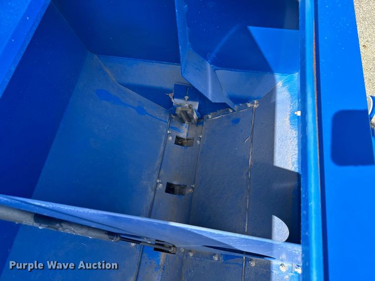 image for item DX3572 2021 Landoll 5531 no-till grain drill