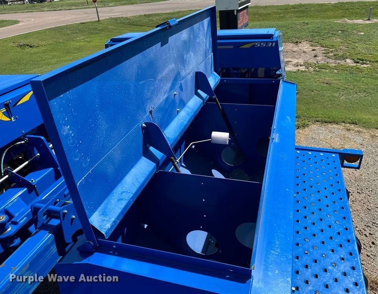 image for item DX3572 2021 Landoll 5531 no-till grain drill