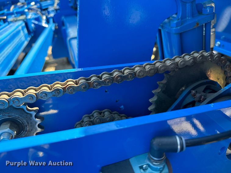 image for item DX3572 2021 Landoll 5531 no-till grain drill