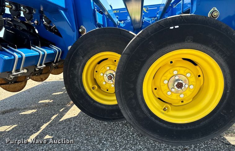 image for item DX3572 2021 Landoll 5531 no-till grain drill