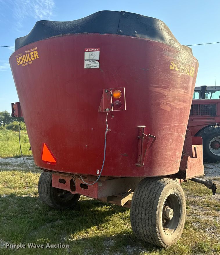 image for item EE7538 Schuler 6020 feed mixer