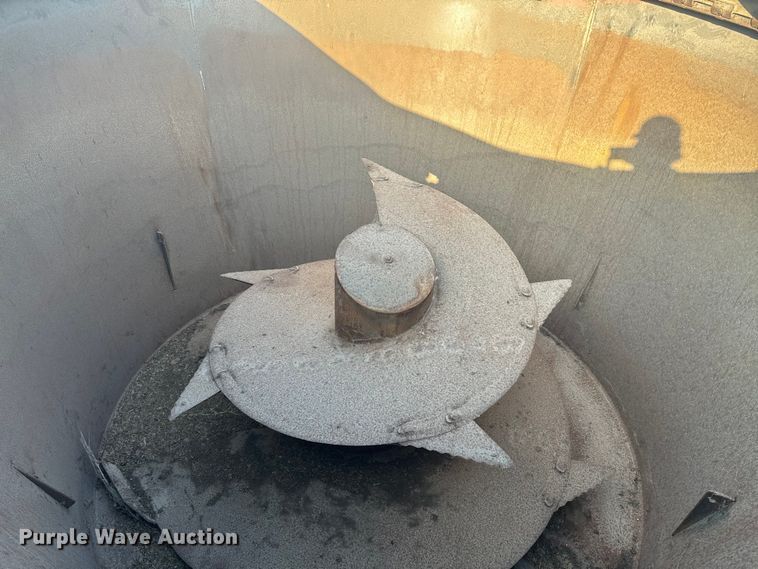 image for item EE7538 Schuler 6020 feed mixer