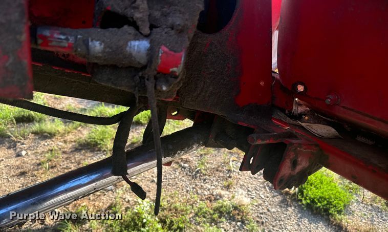 image for item EE7539 Massey Ferguson 850 combine