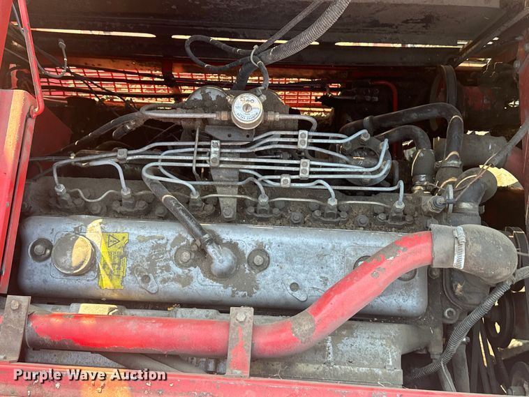 image for item EE7539 Massey Ferguson 850 combine