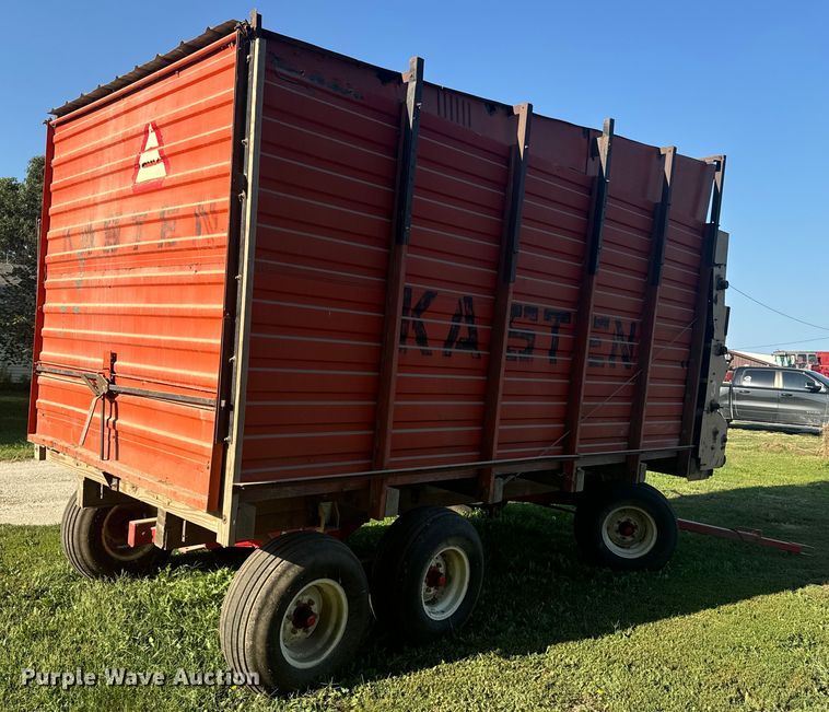 image for item EE7540 Kasten 21 silage wagon