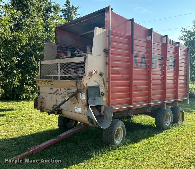 image for item EE7541 Kasten 21 silage wagon
